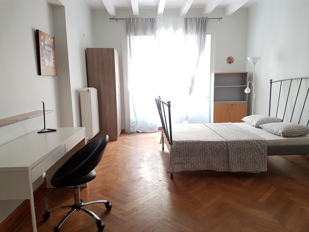 Apartmán Errathens Pine Red And Taupe - Athens Center Exteriér fotografie